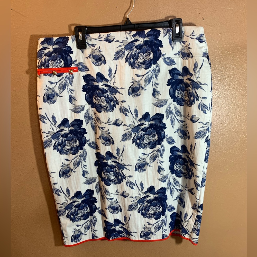 NY Co Eva Mendez Blue and White Floral Orange Accents Women's Skirt - 16